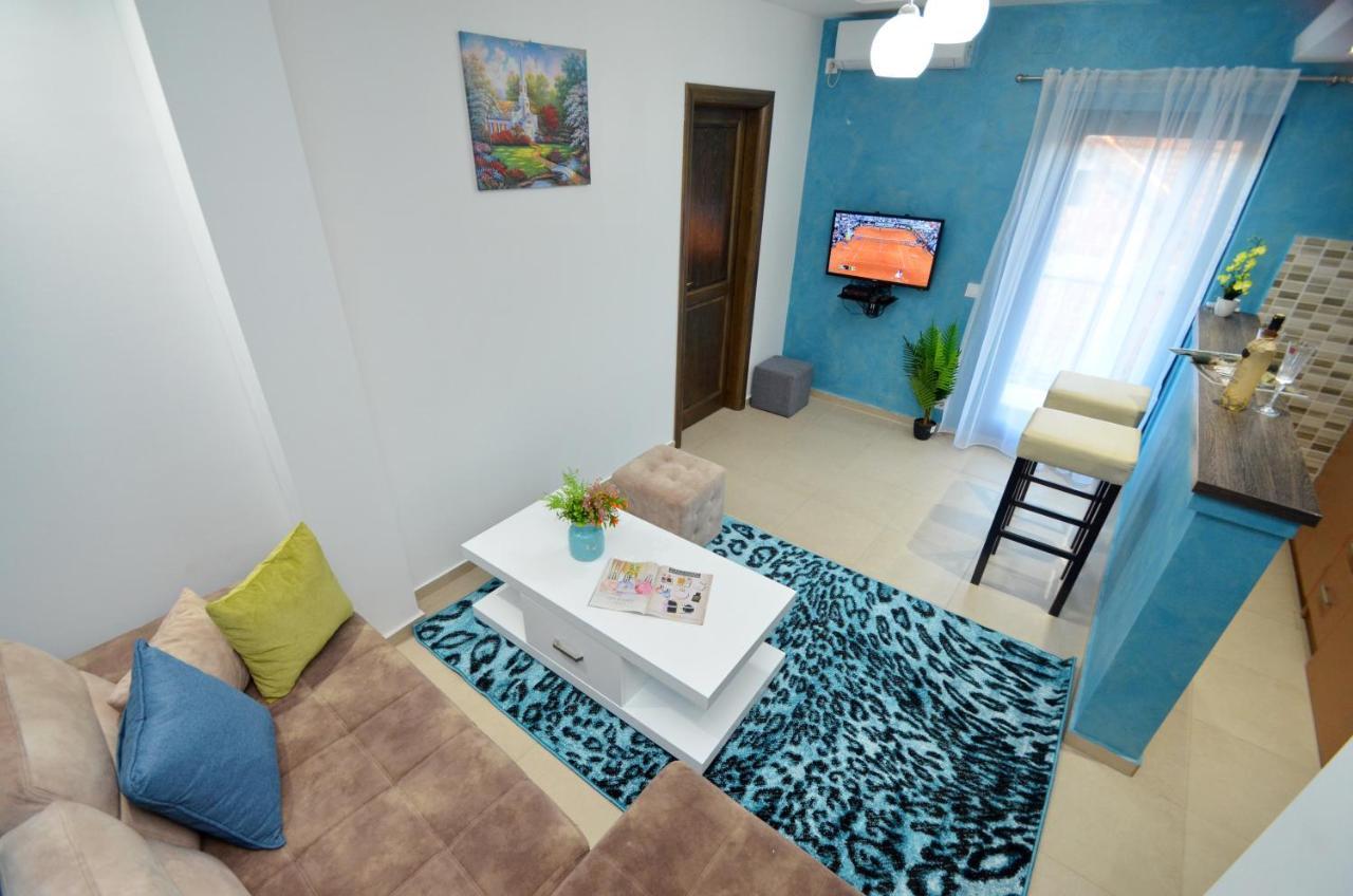 Apartments Lux S Тиват Екстер'єр фото