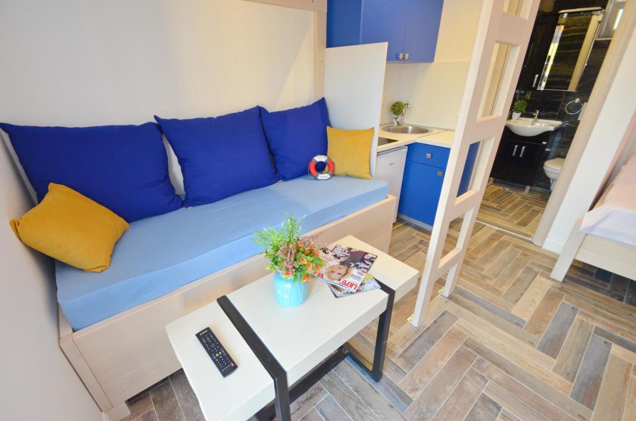 Apartments Lux S Тиват Екстер'єр фото