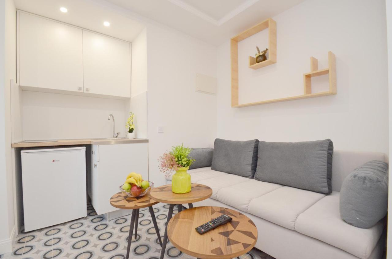 Apartments Lux S Тиват Екстер'єр фото